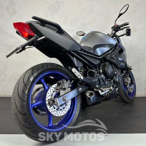 YAMAHA XJ6 600 N, Foto 9