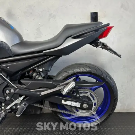 YAMAHA XJ6 600 N, Foto 14
