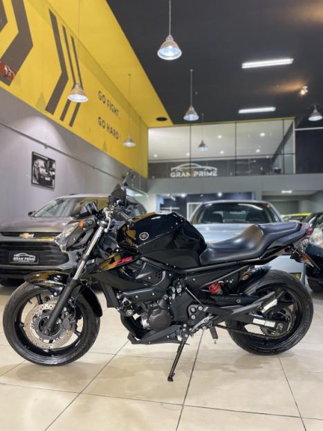 YAMAHA XJ6 600 N, Foto 2