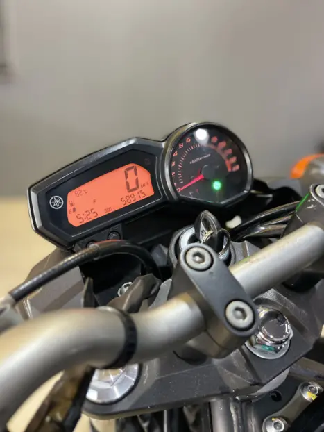YAMAHA XJ6 600 N, Foto 7