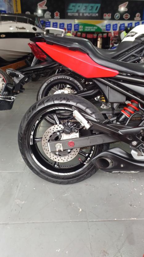 YAMAHA XJ6 600 N, Foto 3