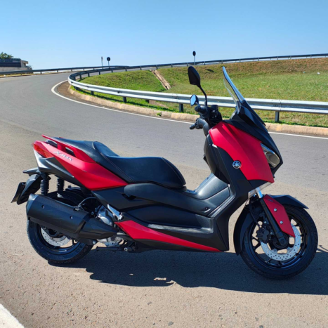 YAMAHA Xmax 250 , Foto 3