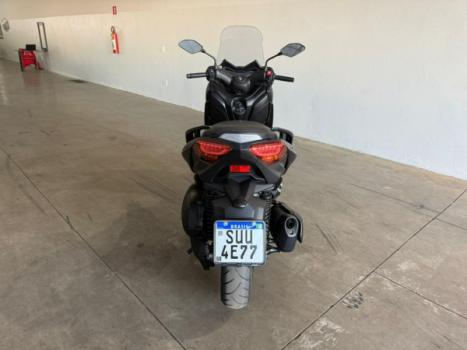 YAMAHA Xmax 250 , Foto 3