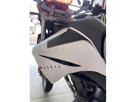 YAMAHA XT 660 R , Foto 4