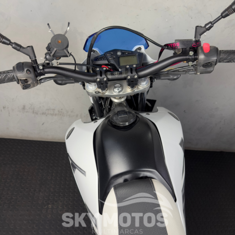 YAMAHA XT 660 R , Foto 8