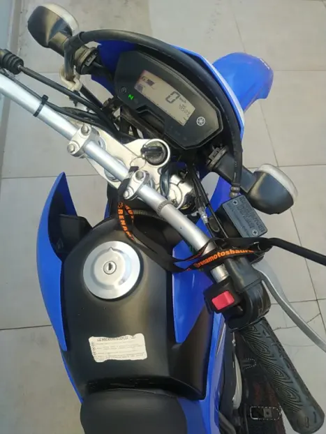YAMAHA XTZ 250 LANDER, Foto 2