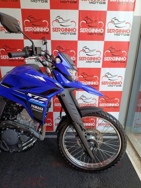 YAMAHA XTZ 250 LANDER, Foto 2