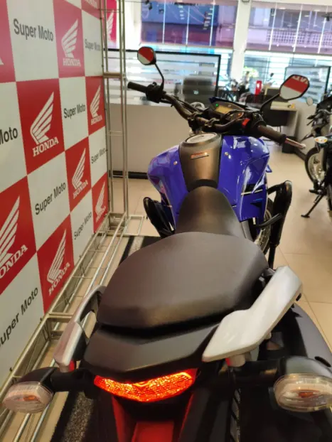 YAMAHA XTZ 250 LANDER, Foto 4
