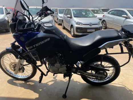 YAMAHA XTZ 250 TENER, Foto 4