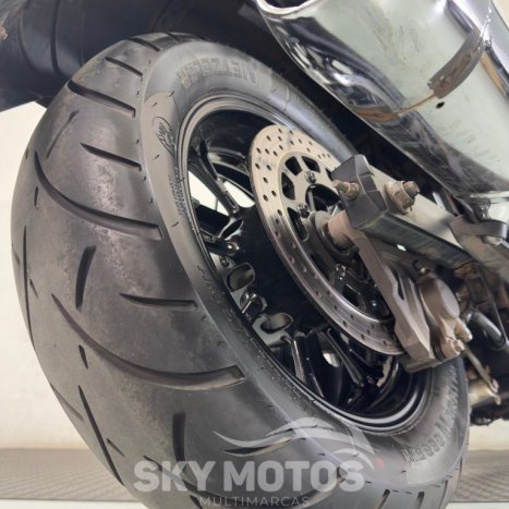 YAMAHA XVS MidnightStar 950, Foto 8