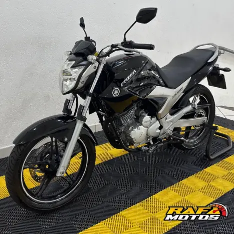 YAMAHA YS Fazer 250 , Foto 3