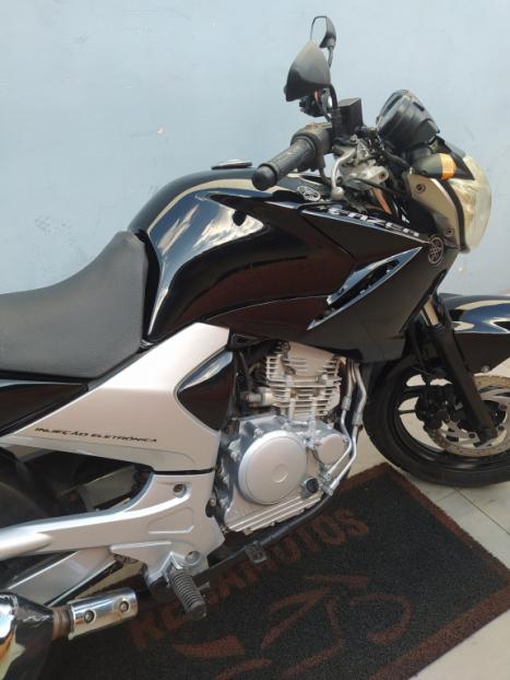 YAMAHA YS Fazer 250 , Foto 5