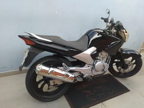 YAMAHA YS Fazer 250 , Foto 9