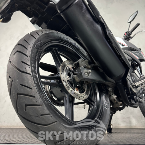 YAMAHA YS Fazer 250 , Foto 10