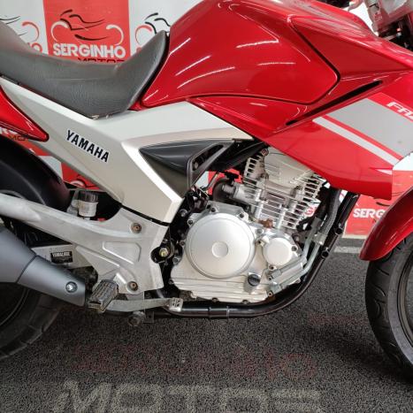 YAMAHA YS Fazer 250 , Foto 3