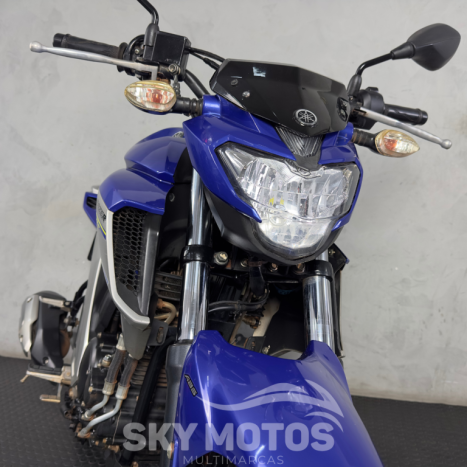 YAMAHA YS Fazer 250 , Foto 6
