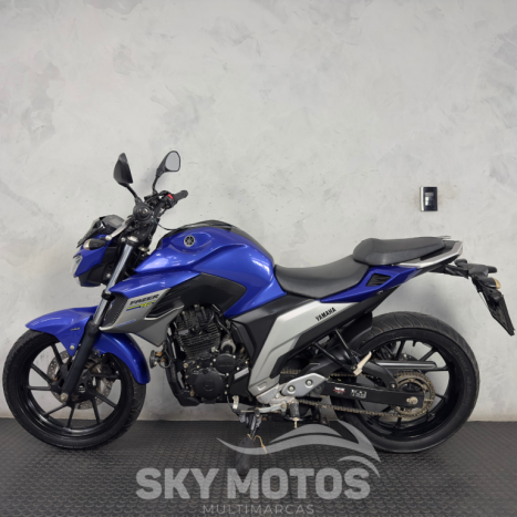 YAMAHA YS Fazer 250 , Foto 7