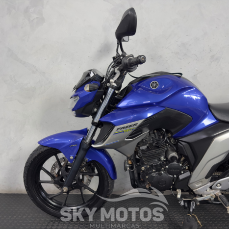 YAMAHA YS Fazer 250 , Foto 8
