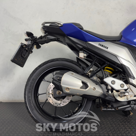 YAMAHA YS Fazer 250 , Foto 10
