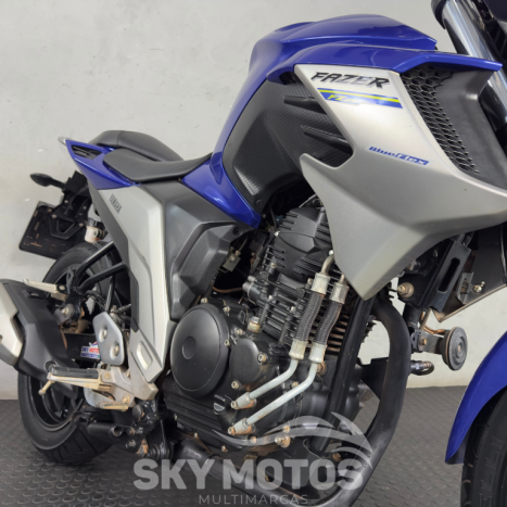 YAMAHA YS Fazer 250 , Foto 12