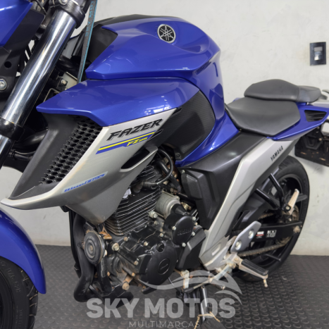 YAMAHA YS Fazer 250 , Foto 15