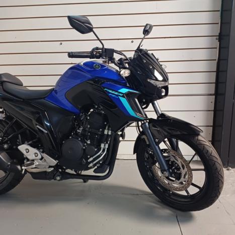 YAMAHA YS Fazer 250 BLUE FLEX, Foto 2