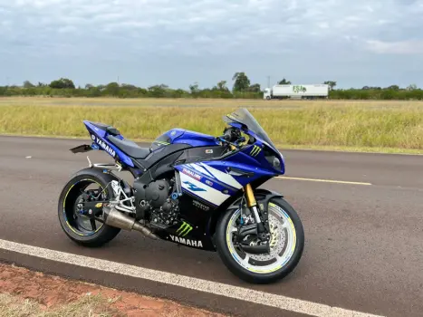 YAMAHA YZF R1 1000 , Foto 2