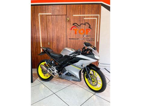 YAMAHA YZF R15 150 ABS, Foto 5