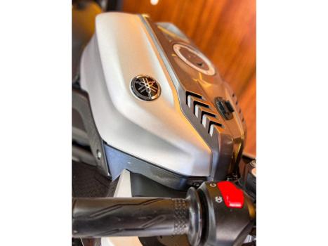 YAMAHA YZF R15 150 ABS, Foto 8