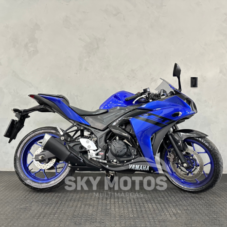 YAMAHA YZF R3 300 ABS, Foto 1