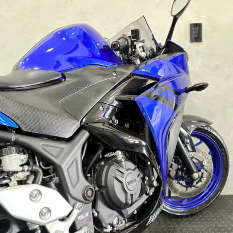 YAMAHA YZF R3 300 ABS, Foto 8