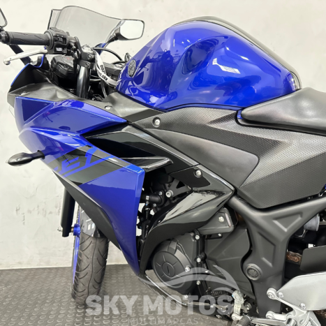 YAMAHA YZF R3 300 ABS, Foto 19