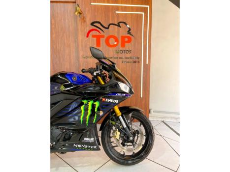 YAMAHA YZF R3 320 ABS, Foto 2