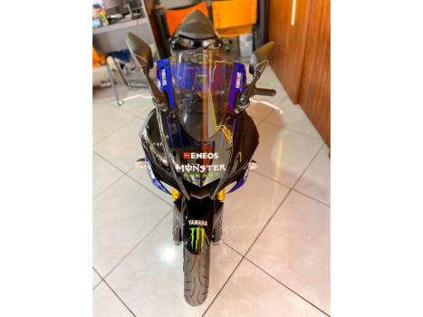 YAMAHA YZF R3 320 ABS, Foto 4