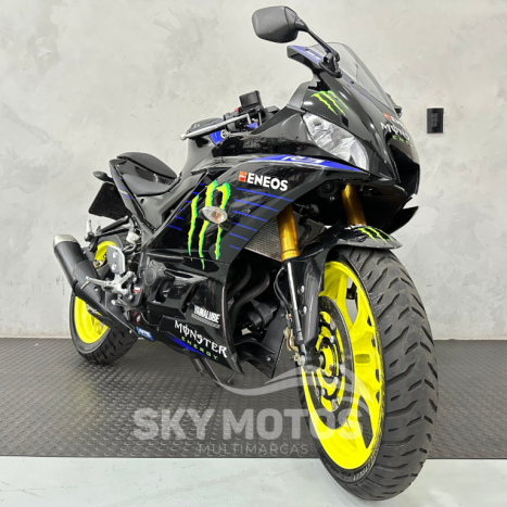 YAMAHA YZF R3 320 ABS, Foto 4