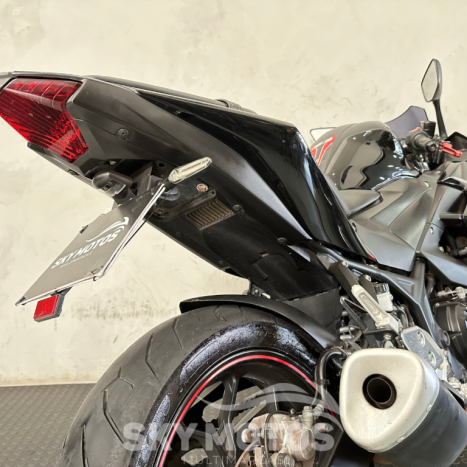 YAMAHA YZF R3 320 ABS, Foto 9