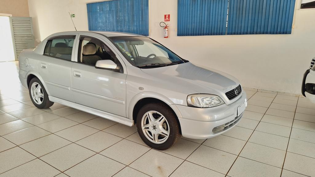 CHEVROLET Astra Sedan - Foto