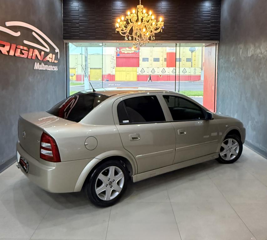 CHEVROLET Astra Sedan - Foto