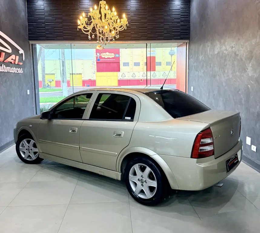 CHEVROLET Astra Sedan - Foto