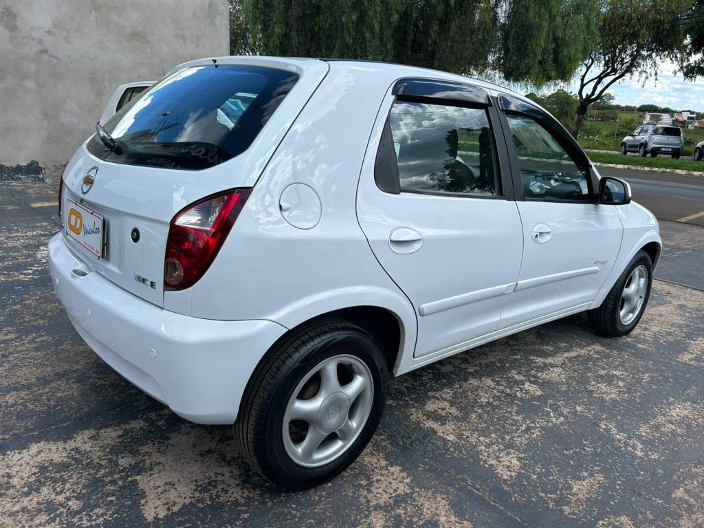 CHEVROLET Celta - Foto