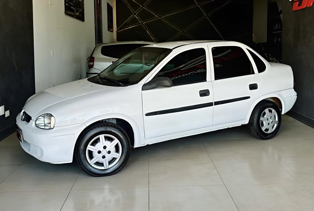 CHEVROLET Classic Sedan - Foto