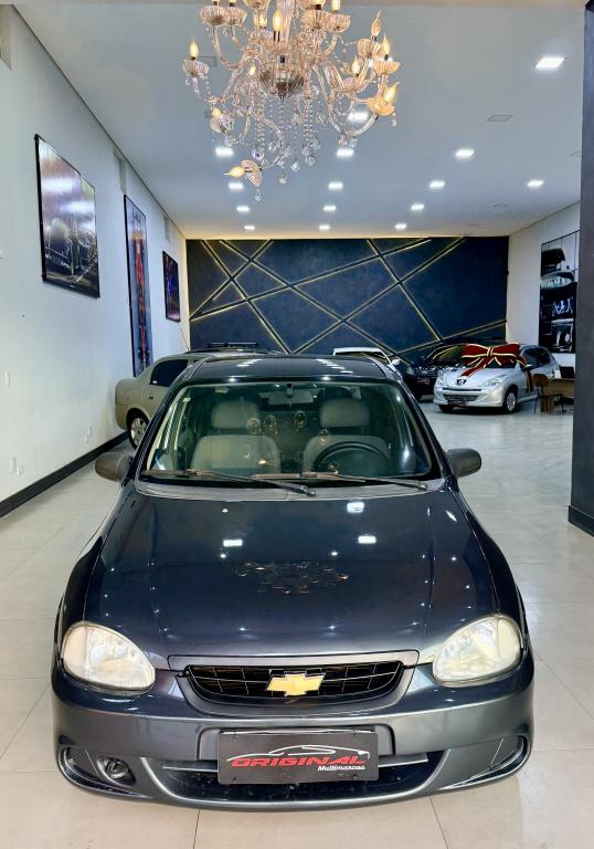 CHEVROLET Classic Sedan - Foto