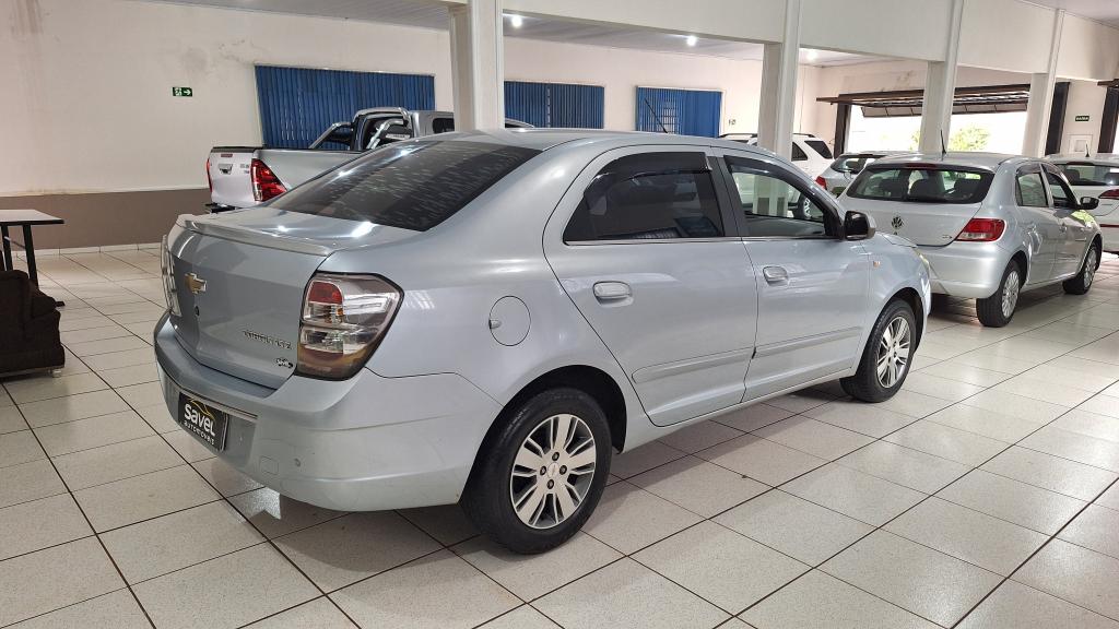 CHEVROLET Cobalt - Foto