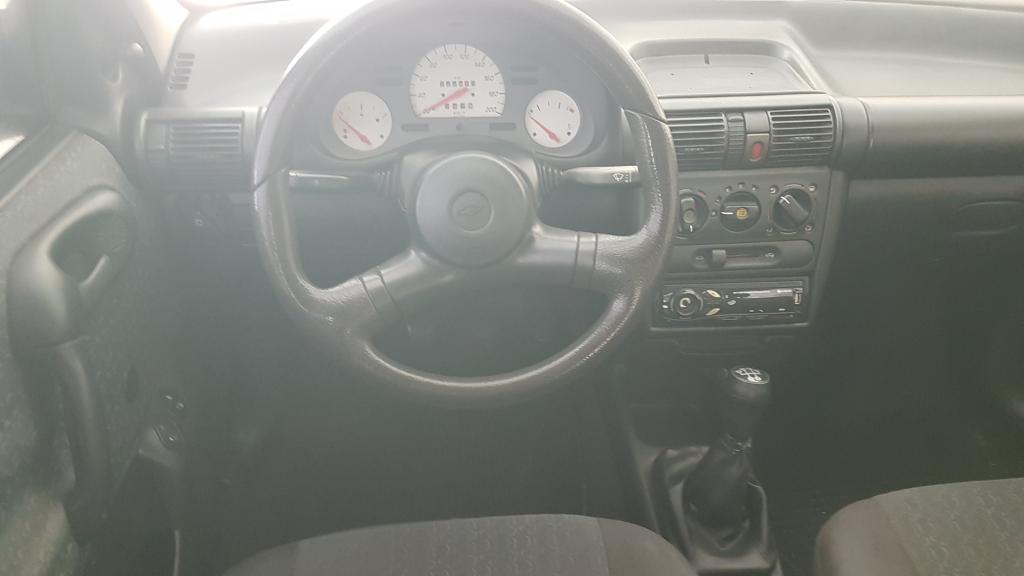 CHEVROLET Corsa Hatch - Foto