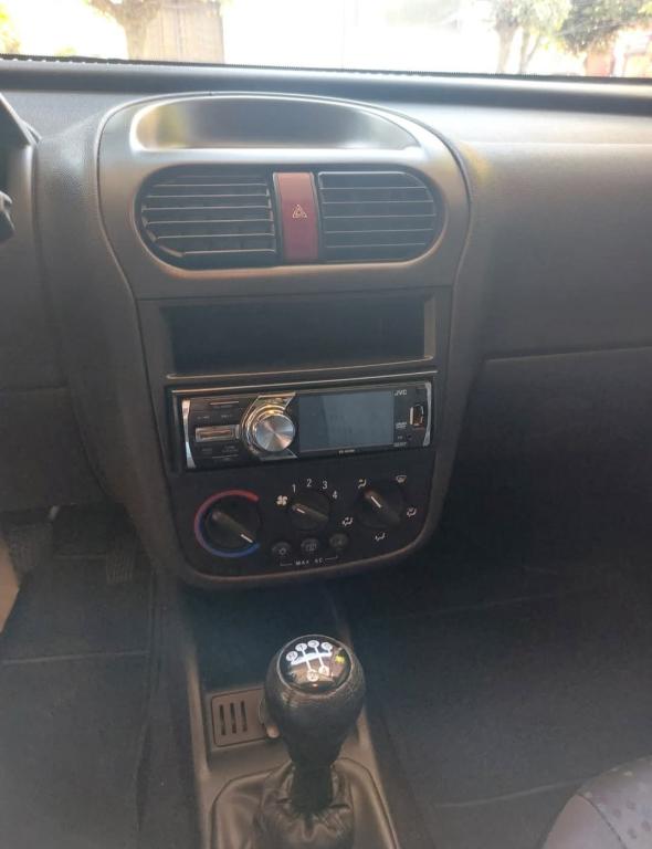 CHEVROLET Corsa Hatch - Foto