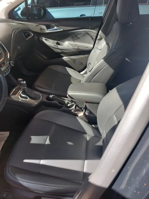 CHEVROLET Cruze Hatch - Foto