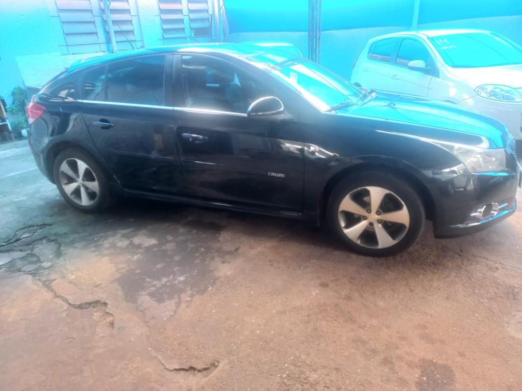 CHEVROLET Cruze Hatch - Foto