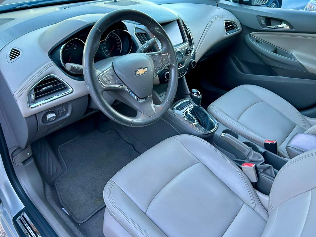 CHEVROLET Cruze Sedan - Foto