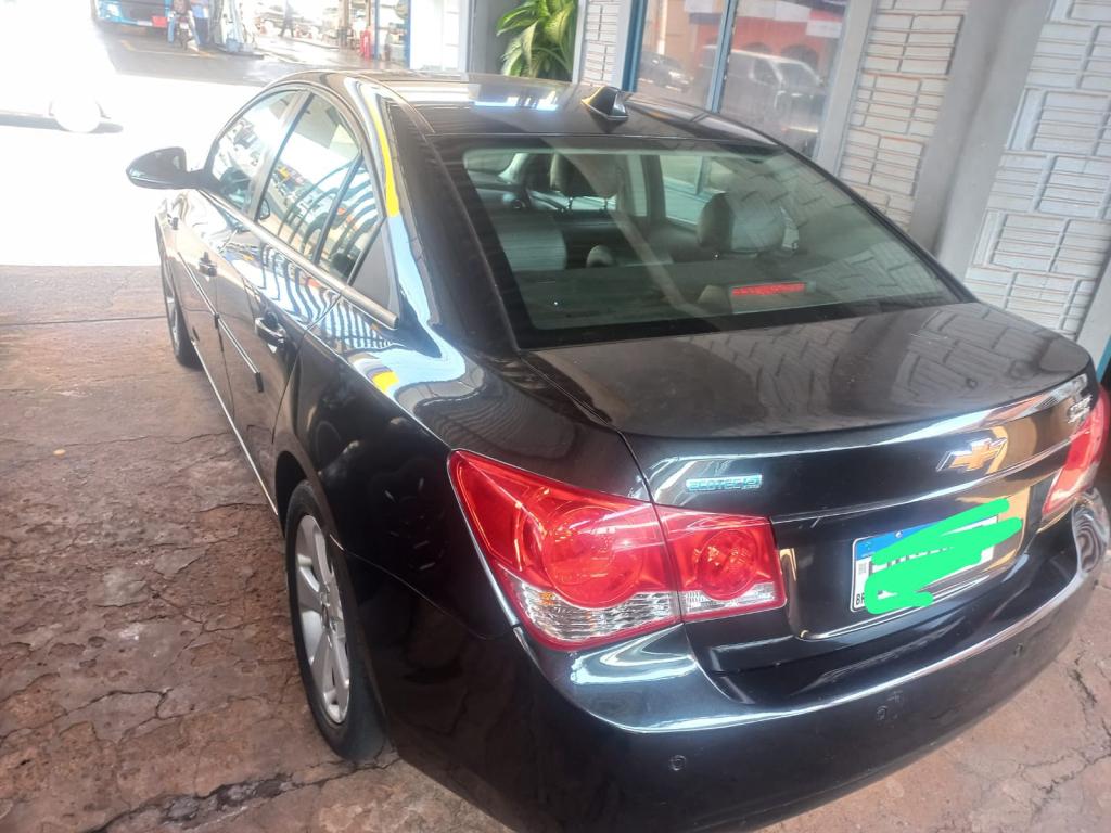 CHEVROLET Cruze Sedan - Foto
