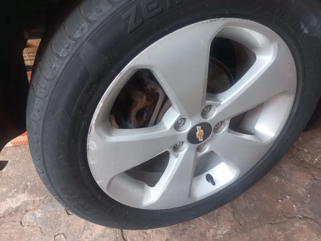 CHEVROLET Cruze Sedan - Foto